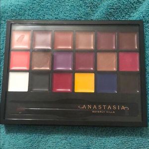 ABH lip palette